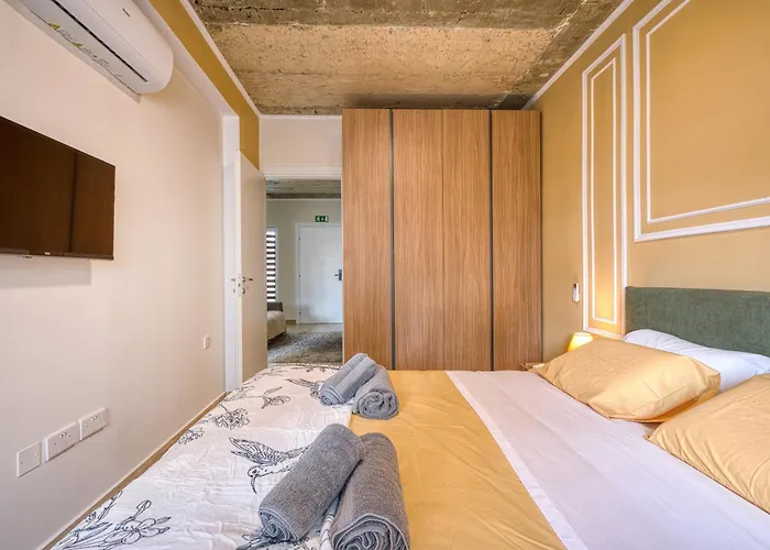 Gabriel's - 2 Bedroom By Solea Homes * 斯利马