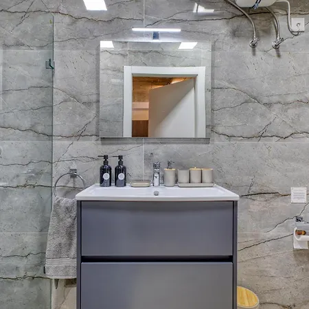 דירה Gabriel's - 2 Bedroom By Solea Homes