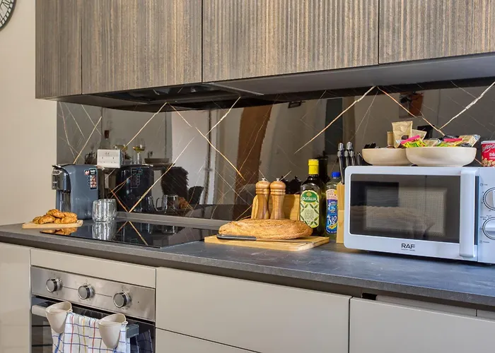 Gabriel's - 2 Bedroom By Solea Homes アパート *